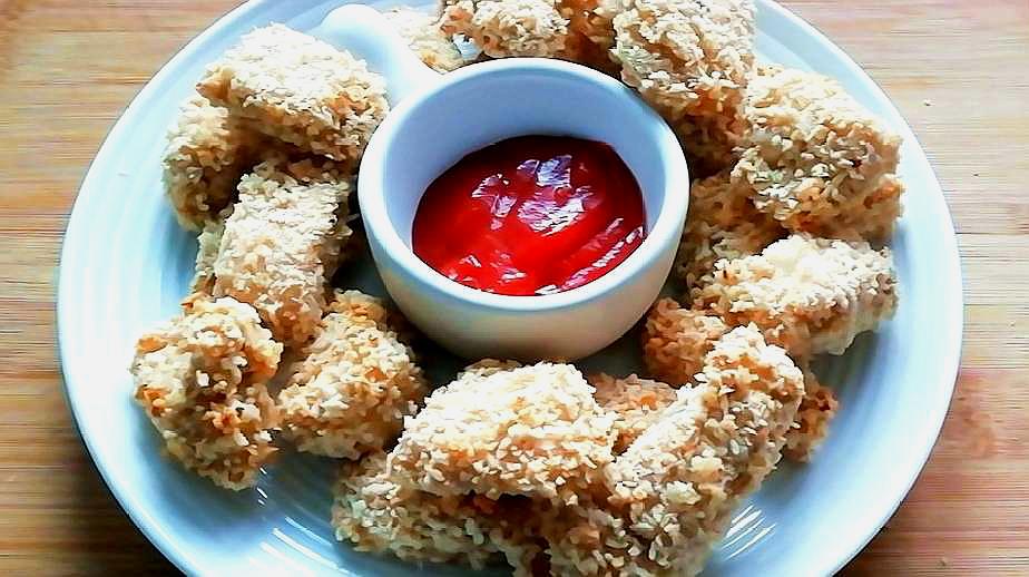 【星空官方网站】周洁琼受邀出席品牌大秀 秀场变装演绎双面魅力(图3) 星空官方网站